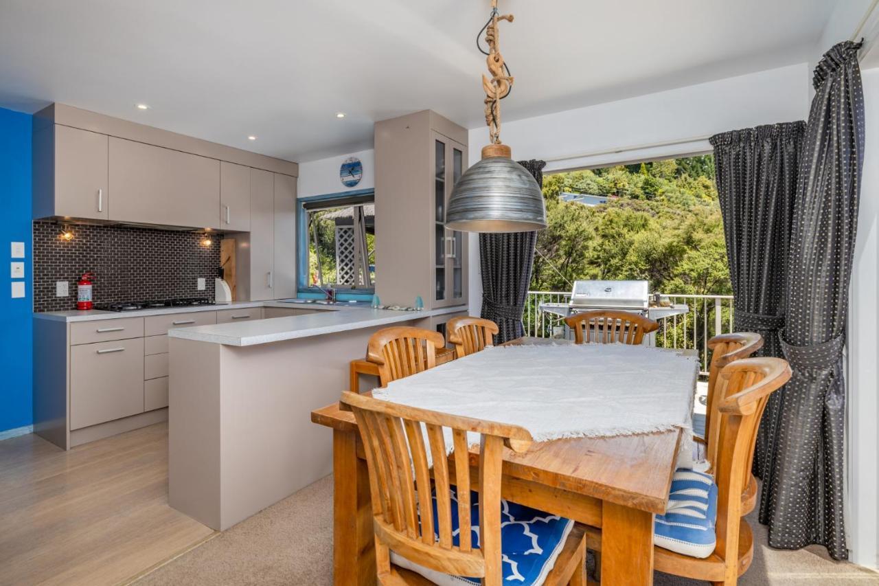 Harbour View Villa Whangaroa Екстериор снимка