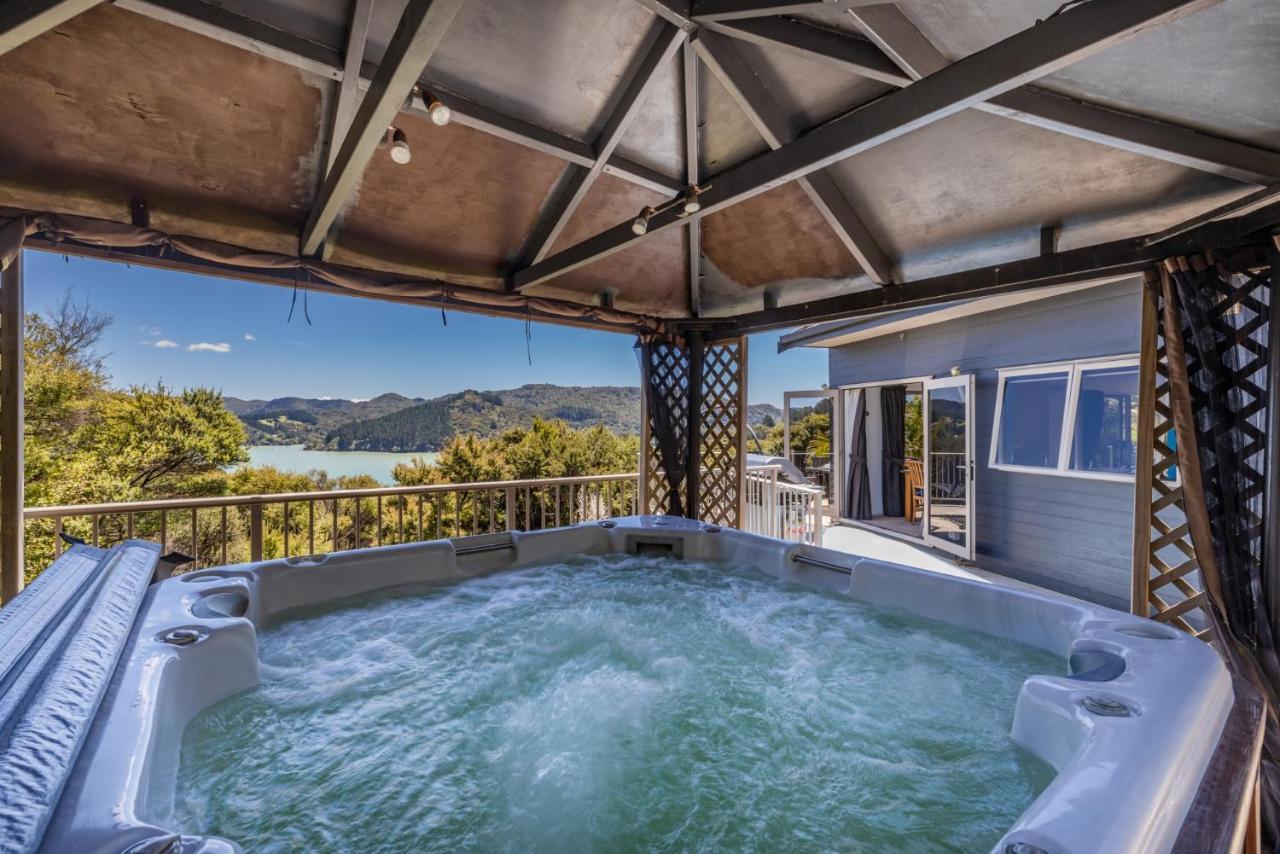 Harbour View Villa Whangaroa Екстериор снимка