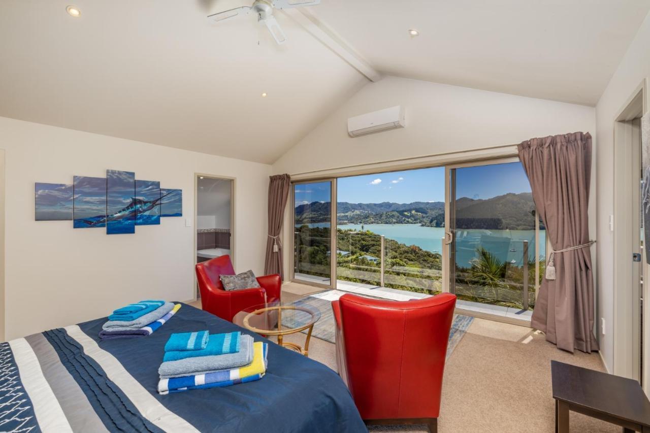 Harbour View Villa Whangaroa Екстериор снимка